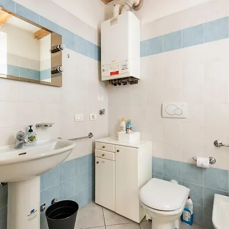 Large With 2 Bedrooms In The Historic Center Reggio Emilia