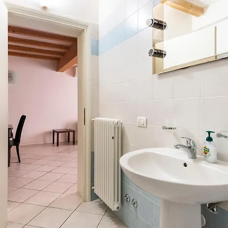 Large With 2 Bedrooms In The Historic Center