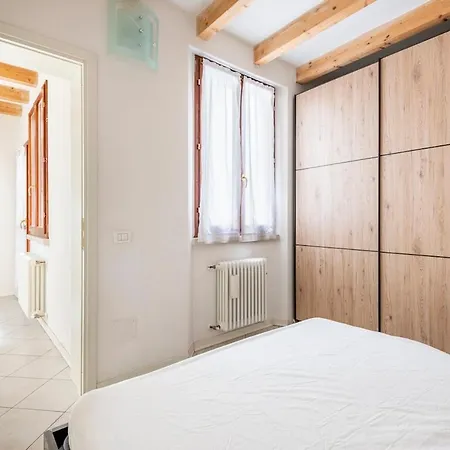 Lejlighed Large With 2 Bedrooms In The Historic Center *
